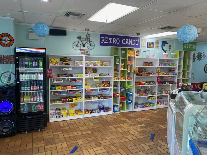 Sprinkles Ice Cream Shop interior